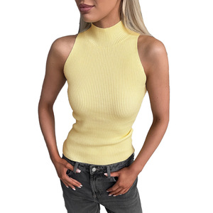 Haut tricoté côtelé sans manches à col roulé pour femme, coupe ajustée, jaune, collection été 2026, tenue décontractée - Product Image 5