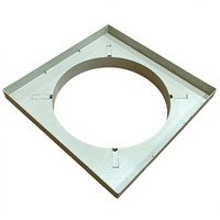 Insert carré moderne en aluminium et plastique conçu pour l'installation au plafond
