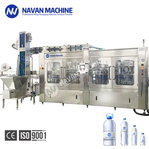 Máquina de llenado de agua mineral embotellada personalizada de fábrica tres en uno completamente automática