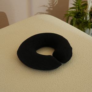 Oreiller de massage en forme de U pour table de massage, coussin de repose-tête, <span class=keywords><strong>spa</strong></span>, salon, soutien du cou, housse amovible, facile à nettoyer - Product Image 3