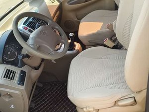 Hyundai Tucson 2009 Édition Fashion 2.0L Essence Manuelle 2RM Conduite à Gauche Euro 4 <span class=keywords><strong>Voiture</strong></span> d'occasion Toit ouvrant Jantes en alliage - Product Image 4
