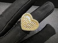 Op maat gemaakte 18K vergulde hiphop hartvormige ringen, sieradenfabrikant, trouwcadeau, waterdicht, witte diamanten ringen