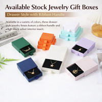 Boîte d'emballage magnétique carrée mate UV haut de gamme écologique en stock pour bijoux, montres, bagues, colliers, bracelets et pendentifs