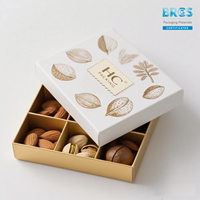 Boîte d'emballage en carton blanc pliable écologique OEM pour sushi, collation, barre protéinée, noix, chocolat, ajouts, laminage mat