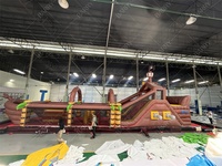 Maison de rebond bon marché commerciale extérieure grand parcours d'obstacles gonflable thème de pirate gonflable obstacles de course gonflables avec piscine