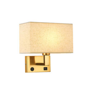 Applique murale LED moderne de Style nordique <span class=keywords><strong>pour</strong></span> la maison <span class=keywords><strong>corps</strong></span> en fer en acier américain intérieur chambre chevet applique murale prise USB <span class=keywords><strong>pour</strong></span> la lecture - Product Image 1