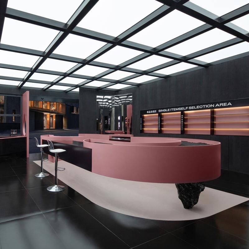 LED Wall Mounted Beauty Salon Display