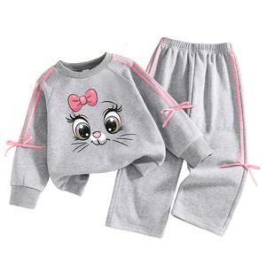 Conjunto de Ropa Térmica para Niñas Pequeñas Otoño/Invierno, Sudadera Gris con Cuello Redondo y Pantalones Anchos con Lazo Decorativo - Product Image 4