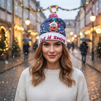 Commercio all'ingrosso Jacquard Pom Pom con risvolto Beenies cappello adulti bambini LED cappellino di natale con luci