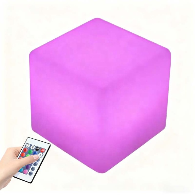 Factory Direct Modern LED Cube Light 16 RGB Colors Rechargeable Wireless Illuminated PE Cube Seat for Bar Hotel Outdoor Use
