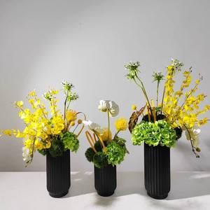<span class=keywords><strong>Set</strong></span> di Fiori Artificiali Gialli a Forma di Farfalla Feng Shui per Decorazione Hall Hotel Idea Regalo di Benvenuto - Product Image 1
