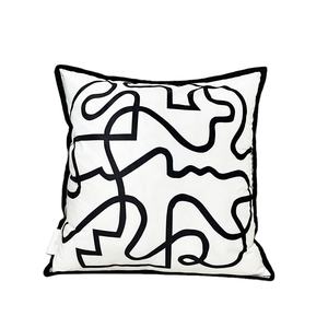 <span class=keywords><strong>Funda</strong></span> De Almohada abstracta decorativa para el hogar de 18x18, <span class=keywords><strong>funda</strong></span> de cojín de impresión Digital de línea suave negra con tubería - Product Image 1