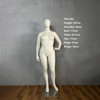 Mannequin féminin grande taille JASMINE avec tête d'œuf en fibre de verre, mannequin corpulent