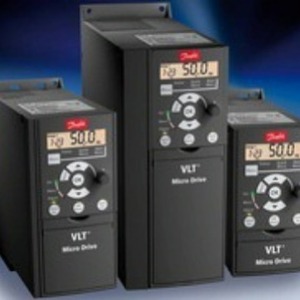 Variador de frecuencia trifásico Danfoss VLT Micro Drive 380V con filtro RFI incorporado para uso general - Product Image 2
