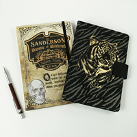 Carnet de notes A5 personnalisé motif Lion d'or avec boucle magnétique, or sur le côté, carnet de kilométrage automatique