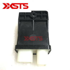 Реле стартера XSTS 129930-77970 12В для двигателя Yanmar 4TNV94, комбайна/трактора/колесного погрузчика/микроэкскаватора, оригинальные запчасти, производство Китай - Product Image 2