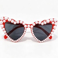 Lunettes de soleil tendance en forme de cœur ornées de perles, cadeau idéal pour anniversaire, mariage, enterrement de vie de jeune fille, mariée