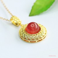 Colliers pendentifs en quartz fraise naturel AiYu en gros, pierres précieuses colorées, best-seller transfrontalier en direct