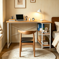 Bureau d'ordinateur de style industriel avec étagères ouvertes, meuble de rangement, poste de travail de bureau