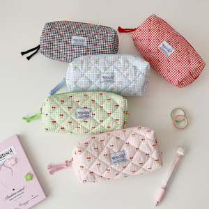 Bolsa de Tela con Estampado Digital a Cuadros Cereza y Logotipo Personalizado: Bolsa de Almacenamiento Portátil de Alta Calidad <span class=keywords><strong>para</strong></span> Brochas de <span class=keywords><strong>Maquillaje</strong></span> y <span class=keywords><strong>Estuche</strong></span> <span class=keywords><strong>para</strong></span> Lápices - Product Image 4