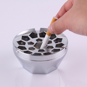 Cendrier coupe-vent en alliage métallique en forme de nid, vente en gros d'usine, pour hôtels <span class=keywords><strong>5</strong></span> <span class=keywords><strong>étoiles</strong></span>, marché des Émirats arabes unis - Product Image 4