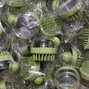 Escova de Shampoo de Silicone com Dispenser de Líquido - Ferramenta Rica para Limpeza do Couro Cabeludo, Esfoliante Multifuncional para Lavagem de Cabelo - Product Image 4