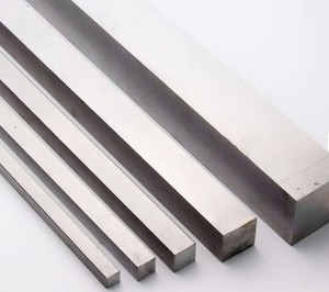 Barra Quadrata in Titanio su Misura da 6mm a 200mm |   Barra Quadrata in Titanio con Superficie Lucidata e Trattata per Attrezzature Chimiche e Mediche - Product Image 2