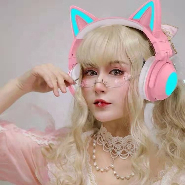 Cat Ear Wireless Blue Tooth Headphone 7.1 Channel Stereo Music Game Earphone With Bilateral Mic Noise Reduction Headsets