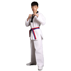 Uniforme de <span class=keywords><strong>Taekwondo</strong></span> de haute qualité et durable WTF Corée Dobok en tissu unisexe pour l'entraînement aux arts martiaux, équipement sportif pas cher - Product Image 6
