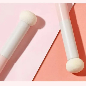 แปรงแต่งหน้าฟองน้ำน่ารักแบบขายส่ง แปรงแต่งหน้าแบบจุดเดียวสำหรับเกลี่ยคอนซีลเลอร์ แปรงเครื่องสำอาง - Product Image 5