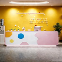 Comptoir de réception d'institut de formation, comptoir de réception de maternelle, comptoir de réception personnalisé, centre d'art pour enfants, comptoir de caisse