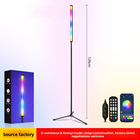 Lampe sur pied à changement de couleur RVB, éclairage à 180 degrés, activée par le son, éclairage d'ambiance pour salon
