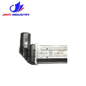 Geely Coolray SX11 2018- 2074056300に適したカーインタークーラー - Product Image 6