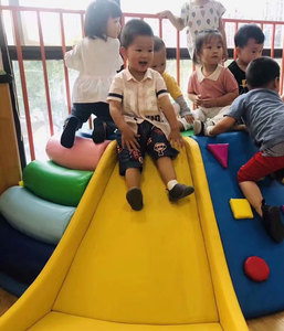 Équipement d'intérieur de jeux pour enfants, terrain de jeux, escalier arrondi avec mousse, jeu sensoriel pour bébé - Product Image 5