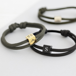 Bracelet ajustable Jietao pour homme avec perles cubiques personnalisées, perles de dés en corde de marin, gravure multi-faces de nom, initiales et date – Cadeau bijou pour lui - Product Image 2