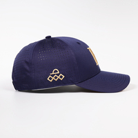 Gorra de Béisbol Deportiva Personalizada de Alta Calidad, 6 Paneles, Azul Marino, con Perforaciones Láser, Secado Rápido, Logotipo Bordado en 3D