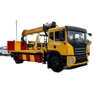 Camion diesel automatique 132 kW 4x4, camionnette diesel, camion à plateau de dépannage, vente en gros <span class=keywords><strong>pour</strong></span> Dongfeng - Product Image 3