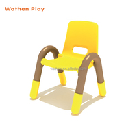 Chaise en plastique durable de haute qualité pour enfants, mobilier scolaire moderne pour la maternelle, l'hôpital et la chambre à coucher