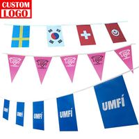 Guirlande de bannières en tissu haut de gamme avec logo personnalisé, drapeaux enfilés pour événements d'entreprise de luxe et décoration d'expositions haut de gamme