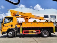 18-21m Dizel Otomatik İzoleli Bomlu Havadan Çalışma Platformu Yüksek Gerilim Bakım Aracı Isuzu Kepçeli Platform