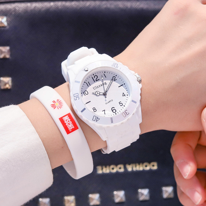 ❤️希少❣️新品❣️未使用❣️ダッフィー　腕時計❤️ Amazon | [株] 腕時計 J-アクシス Shinzi Katoh 童話の宝石