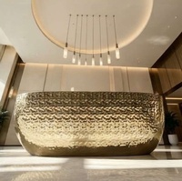 Comptoir de bar en acier inoxydable martelé doré PVD, comptoir de réception de luxe à effet d'ondulation, comptoir d'accueil personnalisé pour restaurant, club