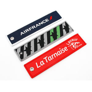 Vente en gros de porte-clés en tissu double face pour l'aviation, logo de marque personnalisé, porte-clés en tissu tissé pour avion - Product Image 1