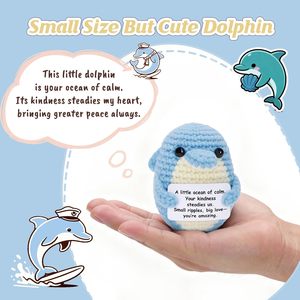 Weming Handgefertigtes Häkel-Delfin-Plüschtier Muttertags-Anerkennungsschild Süßes Andenken-Geschenk für Mama Oma Tochter Sohn - Product Image 2