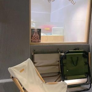 Tablero para colgar en la pared exterior de cafetería de color personalizable Opciones de tamaño de tablero de hormigón decorativo perforado - Product Image 3