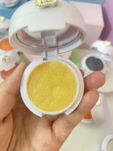 Gommage pour les lèvres à la fraise biologique vegan en marque propre, soin hydratant pour les lèvres, adapté à tous les types de peau, pour adultes - Product Image 2