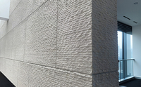 Panneaux de pierre flexibles MCM grand format sur mesure, faciles à découper, carreaux muraux ignifuges pour projets commerciaux