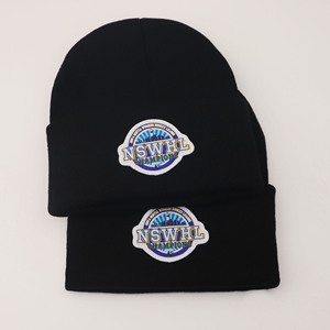 Berretto in maglia personalizzato con patch tessuto, risvolto a costine, arancione, caldo, invernale, termico, da esterno, modello skull cap - Product Image 4