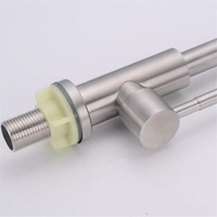 Robinet de cuisine moderne en acier inoxydable à eau froide, avec pulvérisateur latéral flexible, noyau en céramique, finition brossée, monocommande - Meilleures ventes