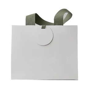 Sacchetti di carta con logo borsa personalizzata Kraft regalo Shopping <span class=keywords><strong>Boutique</strong></span> la tua confezione artigianale di <span class=keywords><strong>fiori</strong></span> di lusso per Goodie Dresses - Product Image 5